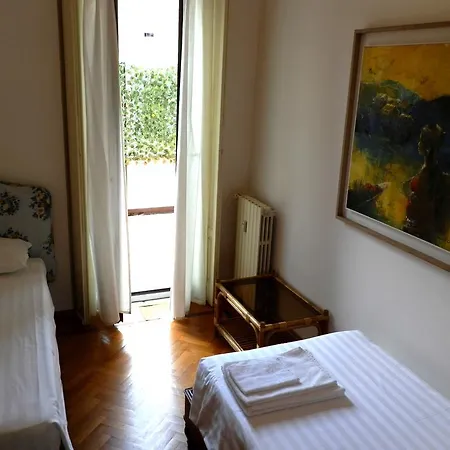 Apartment Easyhomes - Repubblica Lazzaretto Milan